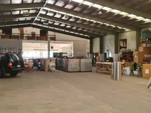 Workshop or Warehouse on Katere Road.
