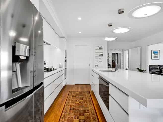 12 Pahakahaka Drive, Oakura