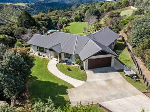 402F Awhitu Central Road, Awhitu