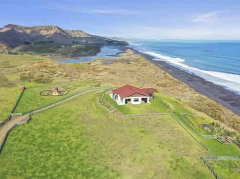 413 Fraser Smith Road, Awakino