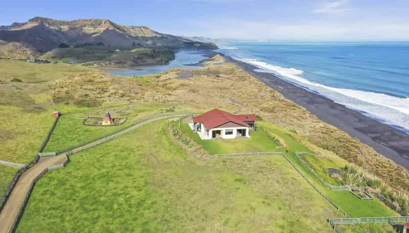 413 Fraser Smith Road, Awakino