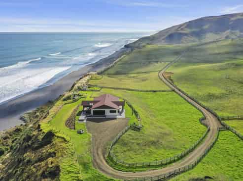 413 Fraser Smith Road, Awakino