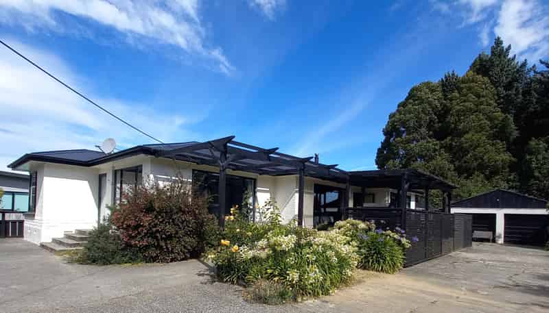 61 Half Mile Road, Tuatapere