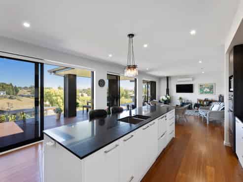 23 Golf View Close, Fairhall