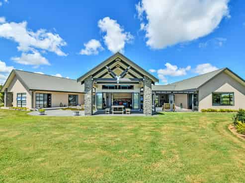 64 Bushlake Way, Kingseat