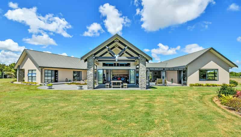 64 Bushlake Way, Kingseat