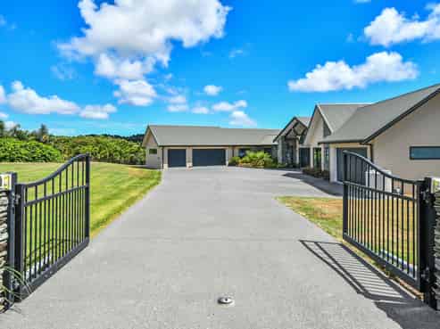 64 Bushlake Way, Kingseat