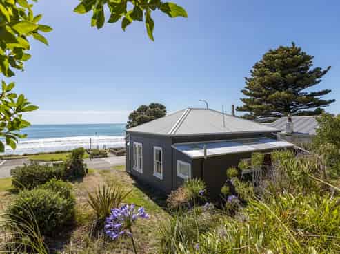 58 Jetty Road, Castlepoint
