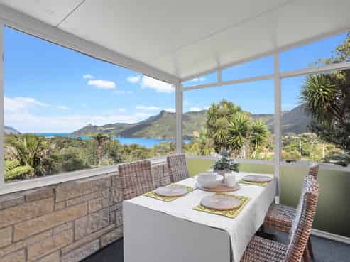 1114 Huia Road, Huia