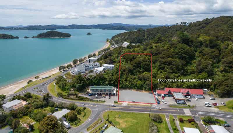 6 Puketona Road, Paihia