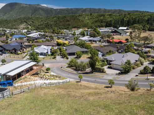 4 Bell Bird Rise, Picton