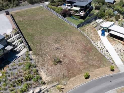 4 Bell Bird Rise, Picton