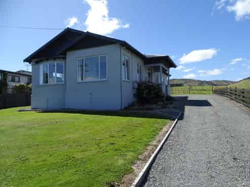 11 Garden Street, Lumsden
