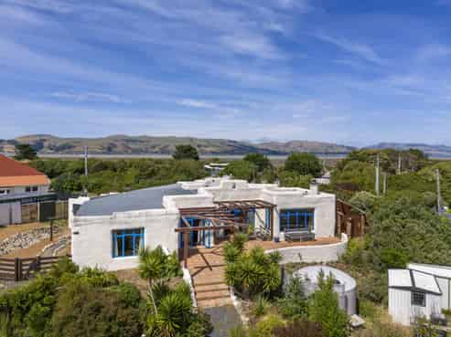 27 Muri Street, Aramoana