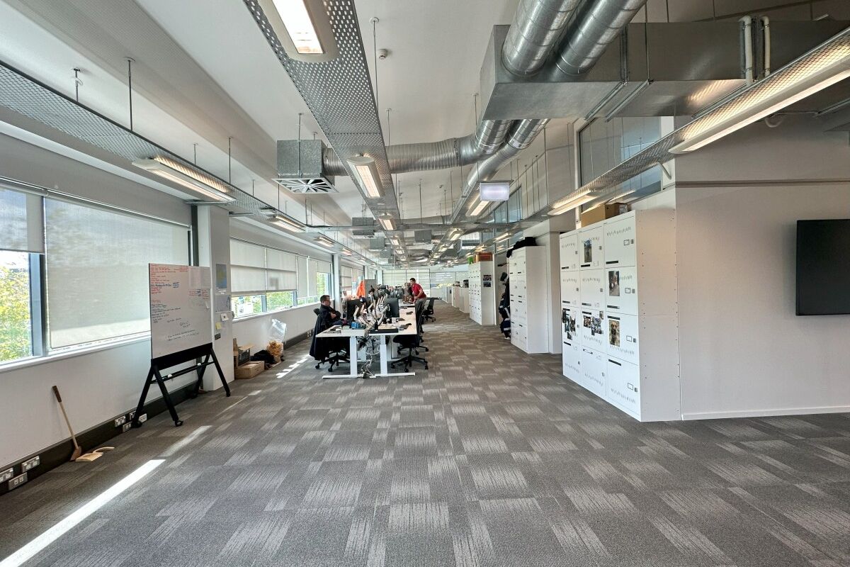 High Quality Office in the Heart of Henderson - Vista 4