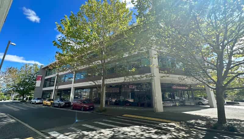 4 Henderson Valley Road, Central One, Henderson