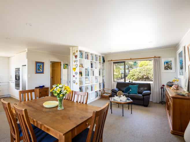 223 King Road, Inglewood