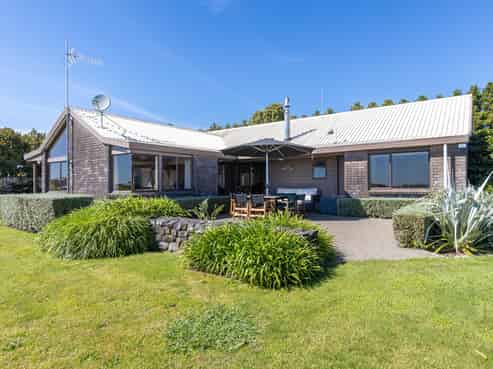 223 King Road, Inglewood