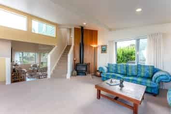 44 View Road, Ostend