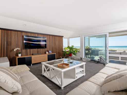 142 Ocean Road, Ohope