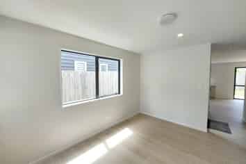 12/48 Mays Road , Onehunga