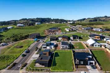 67 Omahina Street, Raglan