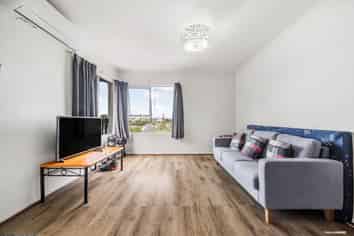 18/21 Aliford Avenue, One Tree Hill