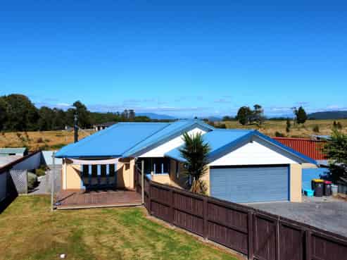 4 Pukaki Avenue, Ngahere