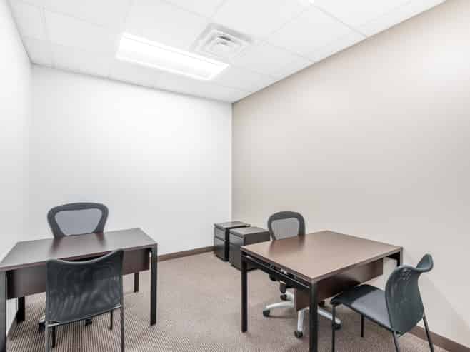 Office space for 3 persons in Regus Awly Building