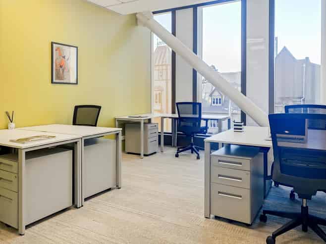 Professional office space in Regus Awly Building