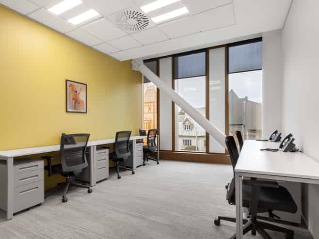 Office space for 15 persons in Regus Awly Building