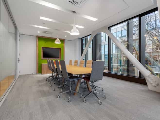 Office space for 15 persons in Regus Awly Building