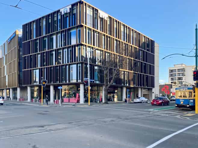 Office space for 15 persons in Regus Awly Building