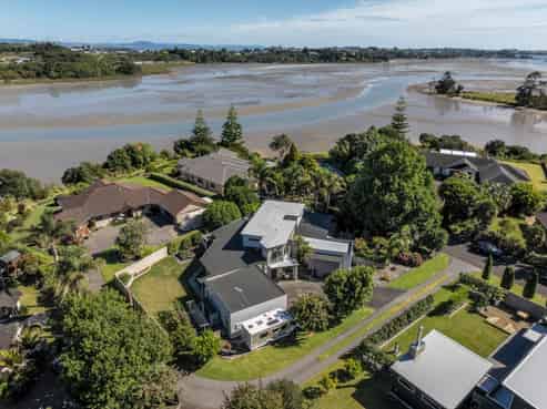329J Plummers Point Road, Whakamarama