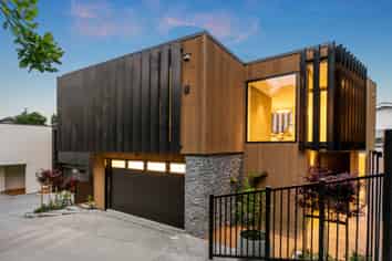 2/8 Westwood Terrace, Saint Marys Bay