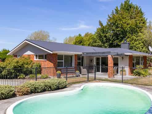 203 West Bush Road, Upper Plain