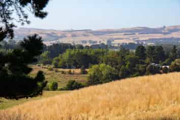 Lot 1 Charles Robert Drive, Kahutara