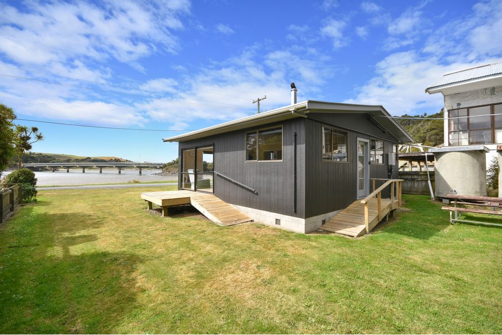 25 Riverside Road, Taieri Mouth, Clutha For Sale realestate.co.nz