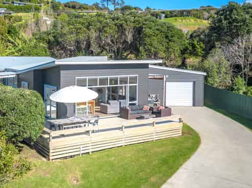 124 Opera Place, Whangapoua
