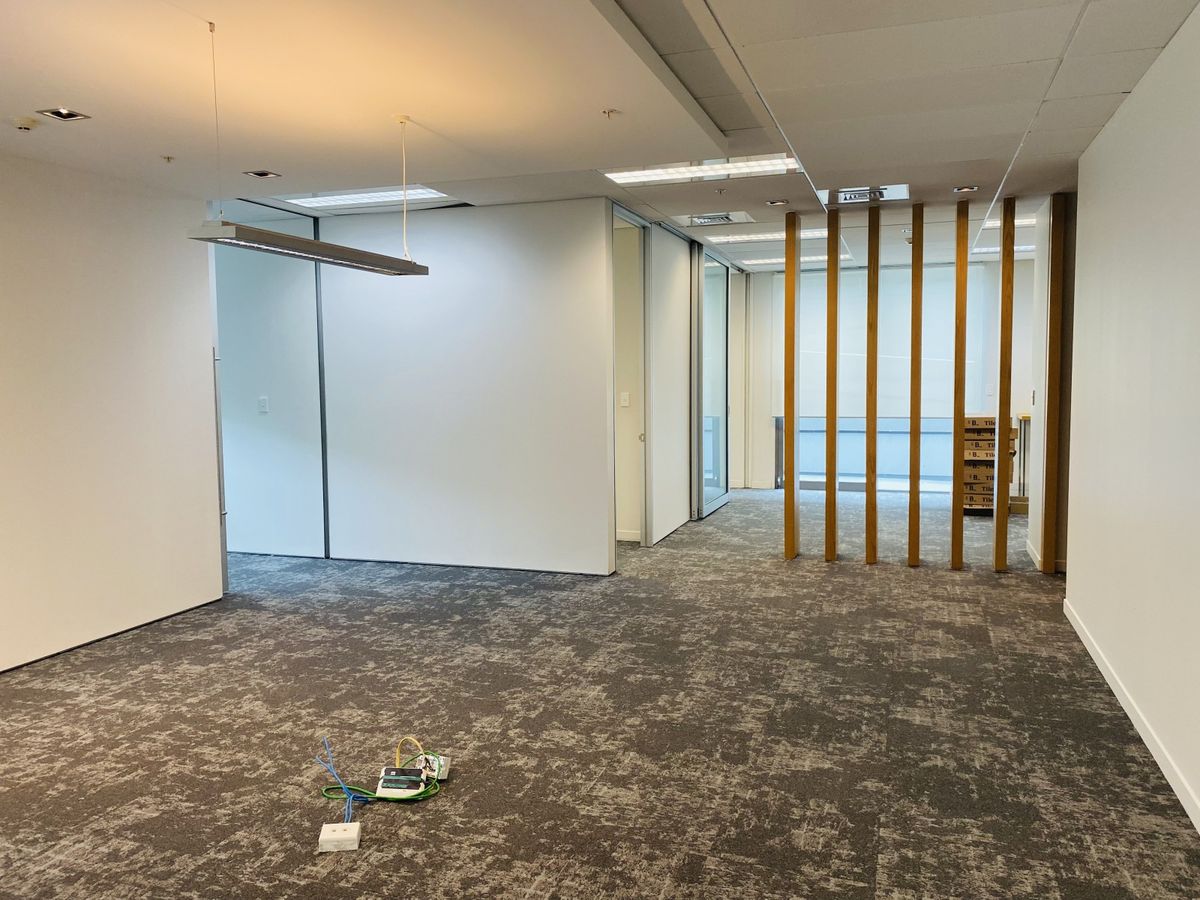 Modern, well presented Takapuna office - Vaade 5