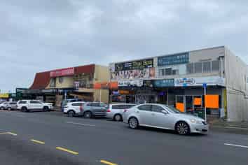 High Profile Retail Opportunity!