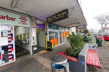 High Profile Retail Opportunity!