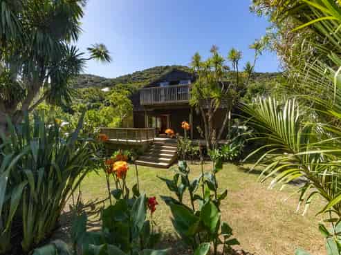 126 Garden Road, Piha