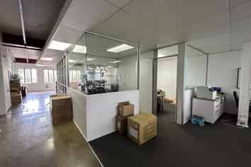 Savills - Jervois Road Office