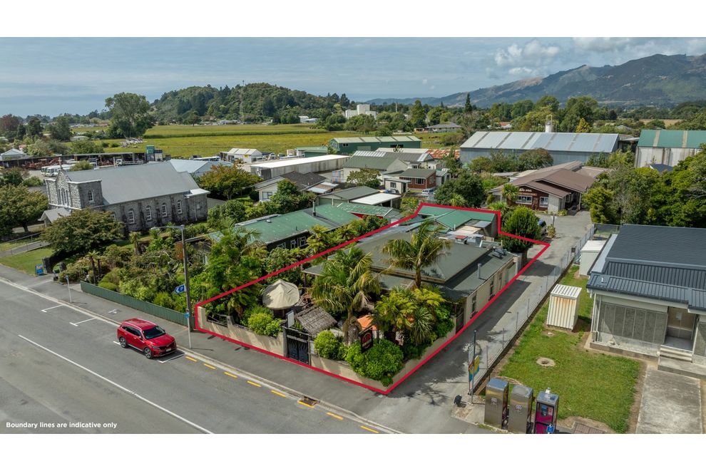 For sale 90 Commercial Street, Takaka realestate.co.nz