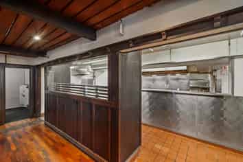Unique Large Hospitality Riccarton