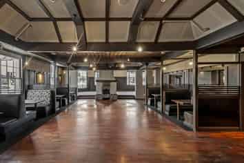 Unique Large Hospitality Riccarton
