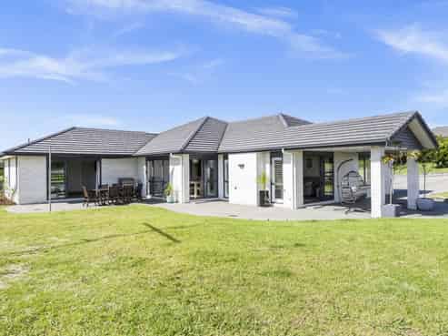12 Church View Road, Waiau Pa