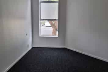Hobsonville  Marina  office/retail 