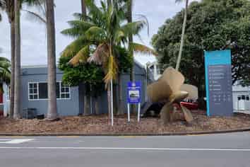 Hobsonville  Marina  office/retail 